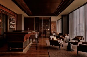 thailand-aman-nai-lert-bangkok-bawa-tours-travel-cigar-Bar