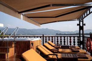 laos-heritage-line-anouvong-bawa-tours-travel-sun-Deck-02