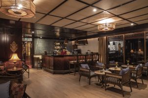 laos-heritage-line-anouvong-bawa-tours-travelBar-Lounge01