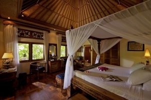 Matahari Beach Resort - Bungalow Super Deluxe
