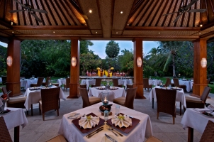 Matahari Beach Resort - Dewi Ramona Restaurant