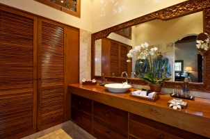 Matahari Beach Resort - Dressing room in Matahari Beach Resort & Spa