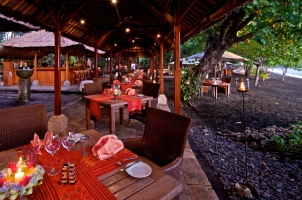 Matahari Beach Resort - Leons Beach Bistro