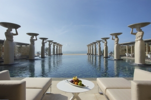 The Mulia - The Oasis Pool