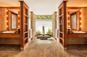 The Oberoi Beach Resort Bali - Villa Bathroom