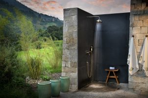 bhutan-andbeyond-punakha-river-lodge-bawa-tours-travel-shower