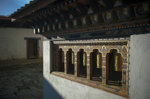 Amankora Gangtey - Dzong Prayer Scrolls