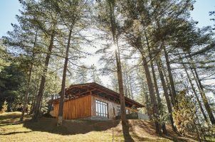 bhutan-six-senses-bumthang-bawa-tours-travel-villa_exterior