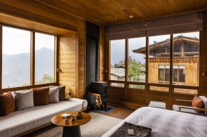 bhutan-six-senses-paro-bawa-tours-travel-Paro-Bhutan-Suite_upper_floor