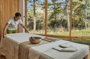 bhutan-six-senses-paro-bawa-tours-travel-Paro_Treatment_Room_at_Spa