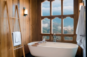 Bhutan - Six Senses Thimphu - Bathtub