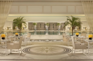 The Peninsula Shanghai - Swimming Pool