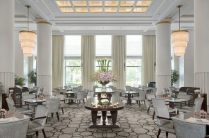 The Peninsula Shanghai - The Lobby