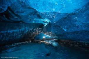Icelan d - Christal Cave