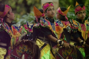 Indonesia - Village Children Dancers