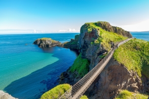 Ireland - Northern Ireland rope bridge