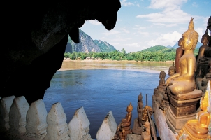 Laos - Pak Cave