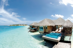 Maledives - Huvafen Fushi Lagoon Pool
