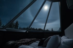 finnland-Reindeer-Manor-bawa-tours-travel-Reindeer-Igloos-Aurora-Glass-Suites