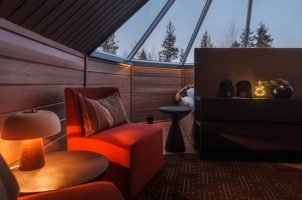 finnland-Reindeer-Manor-bawa-tours-travel-Reindeer-Manor-Exterior-and-Igloos-Winter