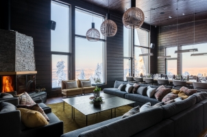 OCTOLA Lodge - Living & Dining Room