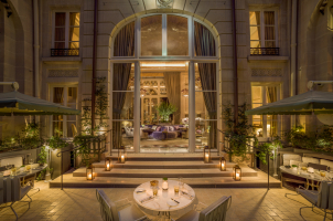 Rosewood Hotel de Crillon - Entree