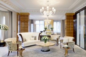 The Peninsula Paris - Suite Living Room