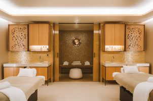 france-royal-champagne-bawa-tours-travel-Care-cabin-2