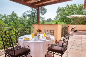 france-terre-blanche-hotel-spa-golf-resort-bawa-tours-travel-Terrasse-Villa-Premier6