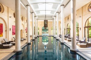 france-terre-blanche-hotel-spa-golf-resort-bawa-tours-travel-terre-blanche-spa-pool-9
