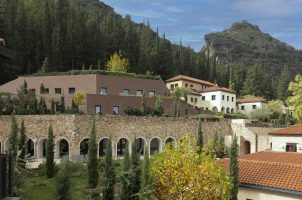 Euphoria Retreat - Exterior