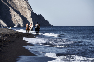 Istoria Santorini - Horse Riding on the beach