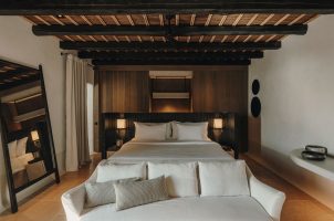 Greece-Kalesma-Mykonos-bawa-tours-travel-Kalesmasuite-one-bedroom3
