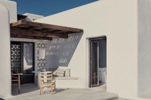 Greece-Kalesma-Mykonos-bawa-tours-travel-Kalesmasuite-pooldinning-area