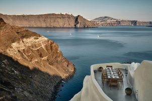 Mystique Santorini - ASEA Restaurant Lounge