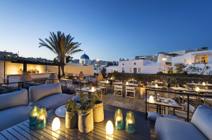 Vedema Santorini - Alati Restaurant Terrace