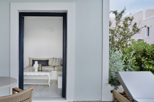Vedema Santorini - Athenian Suite Balcony
