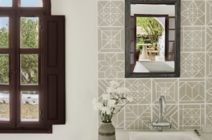 Vedema Santorini - Athenian Suite Bathroom