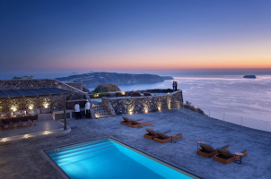 Vedema Santorini - Nafsika Estate Pool