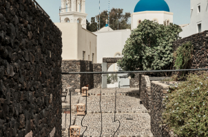 Vedema Santorini - Stairs to restaurant