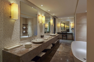 The Romanos Costa Navarino - Bathroom