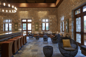The Romanos Costa Navarino - Lounge Bar