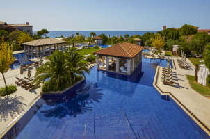 The Romanos Costa Navarino - Poolarea
