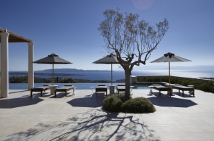 Amanzoe
