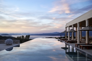 Amanzoe - Villa exterior sunset