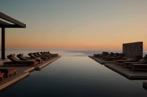 greece-gundari-folegandros-bawa-tours-travel-infinitypool-1