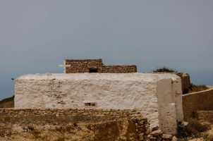 greece-gundari-folegandros-bawa-tours-travel-view2-1