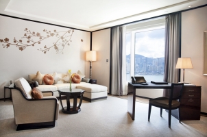The Peninsula Hong Kong - Deluxe Harbourview Suite
