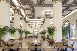The Peninsula Hong Kong - The Lobby