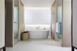 8-Santiburi-Koh-Samui-Grand-Reserve-Pool-Villa-Bathtub